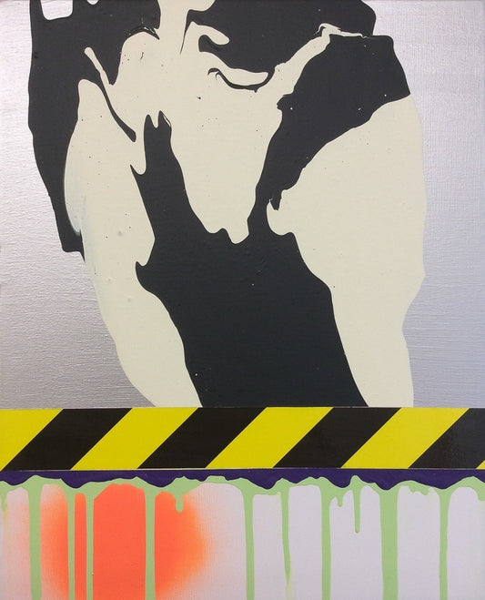 PTG 082714_c von Jens Joneleit, Mixed‑Media‑Unikat auf Leinwand 50 × 40 cm; silbrige Oberzone mit reliefiertem Schwarz/Elfenbein‑Formkörper; schwarz‑gelbes Signalband; darunter neon‑grüne Läufe und orangefarbener Halo | ARTSPACER