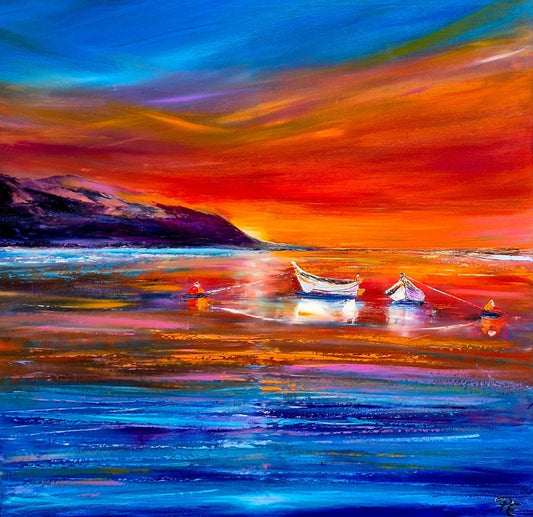 Großformatige Ölmalerei „Im Licht des Südens“ von Petra Erengil mit südlicher Küste, tiefblauem Wasser und leuchtendem Abendhimmel in Orange, Rot und Gold.