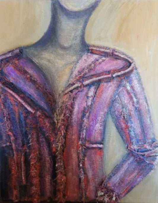 Expressive Fashion Art „Anziehend“ von Rovena Roveli D’Arco mit einer Jackenform aus Acryl, Textil und Pelz in Violett, Pink, Blau und Rot.