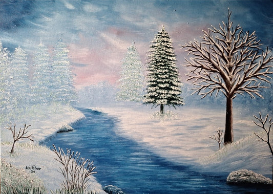 Gemälde "Winter am Fluss" von Lisa Tahar. Öl auf Leinwand, 50x70 cm. Zeigt eine verschneite Winterlandschaft mit einem blauen Fluss, schneebedeckten Tannen und einem kahlen Baum.
