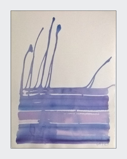 Abstraktes Werk „Water Blues 6“ von Amos Plaut mit fließenden blauen Acrylspuren und transparenten Überlagerungen auf Büttenpapier.