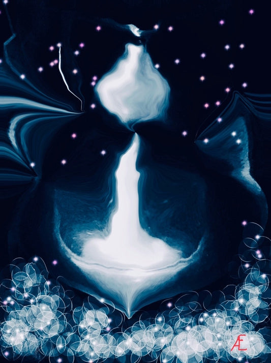 Abstraktes digitales Kunstwerk "Power of Freedom" von Claudia Altemeier. Eine leuchtende, weiße Kerze mit Rauch erhebt sich aus einer Schale vor dunklem, sternenübersätem Hintergrund. Dominierende Farben sind tiefes Blau, Weiß und Schwarz.