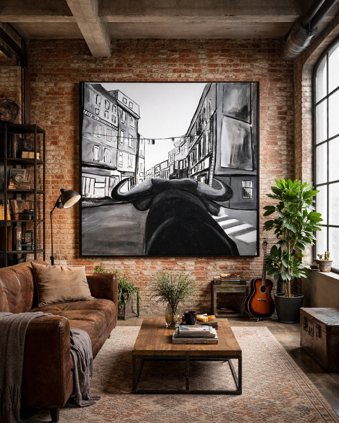 Acrylgemälde mit Perspektive aus dem Rücken eines schwarzen Stiers in einer engen Stadtstraße; hohe Häuserfassaden links und rechts, gespannte Leinen über der Straße, reduziertes Grau‑Schwarz‑Weiß‑Farbspektrum; kraftvolle Hörner dominieren den Vordergrund und führen den Blick in die urbane Szenerie.