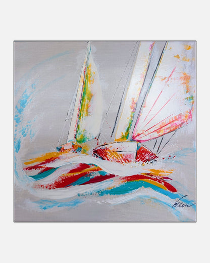 Quadratische maritime Acrylmalerei mit stilisierten Segelbooten in Weiß, Rot, Türkis und Gelb auf hellem, bewegtem Hintergrund mit expressiven Farbspritzern.