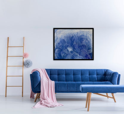 Acrylgemälde „Blaue Wellen“ von Federica: dynamische, wellenartige Strukturen in intensiven Blautönen auf Leinwand, 80 x 100 cm / ARTSPACER