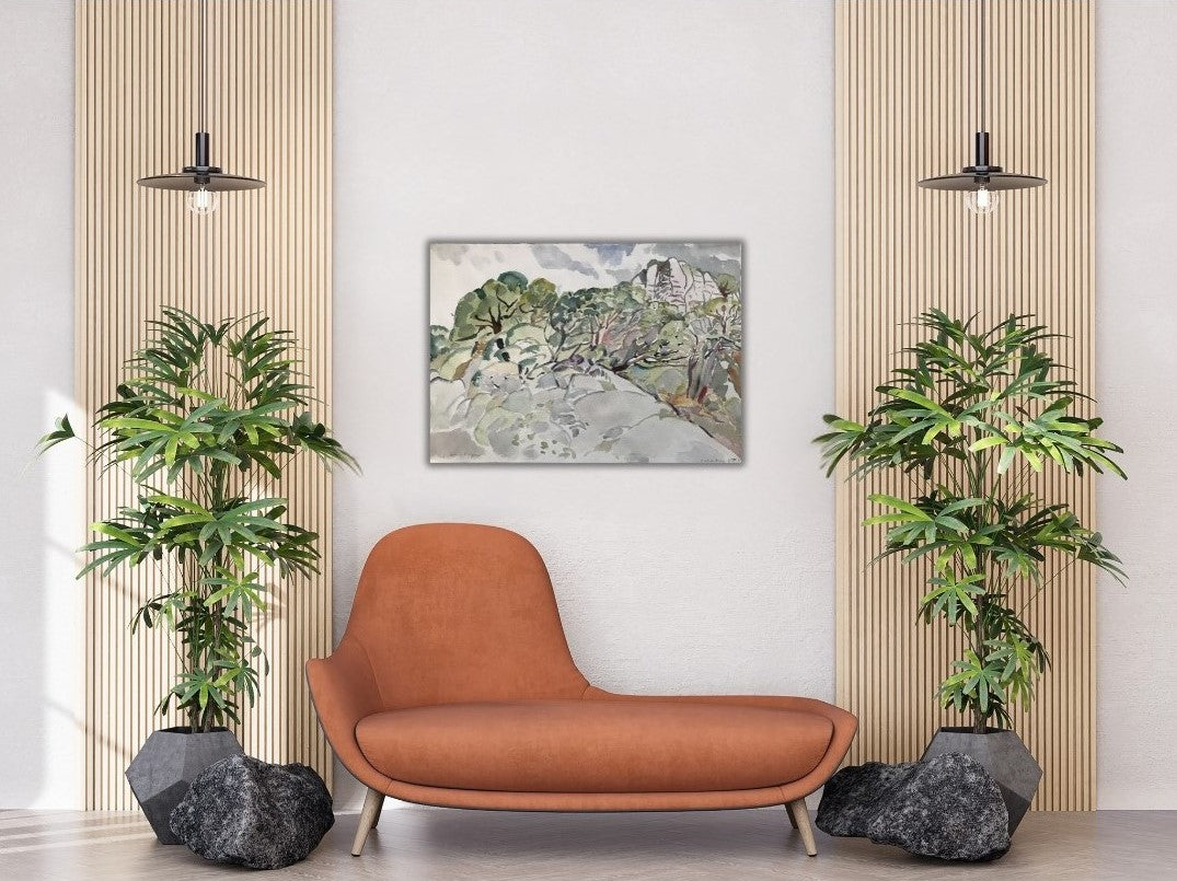 Aquarellmalerei von Franz Vornberger. Das Bild zeigt eine hügelige Landschaft mit vielen Bäumen und Felsen. Im Hintergrund ragt ein großer Felsvorsprung empor. Die Farben sind grün, grau und braun, was einen ruhigen und natürlichen Eindruck vermittelt.