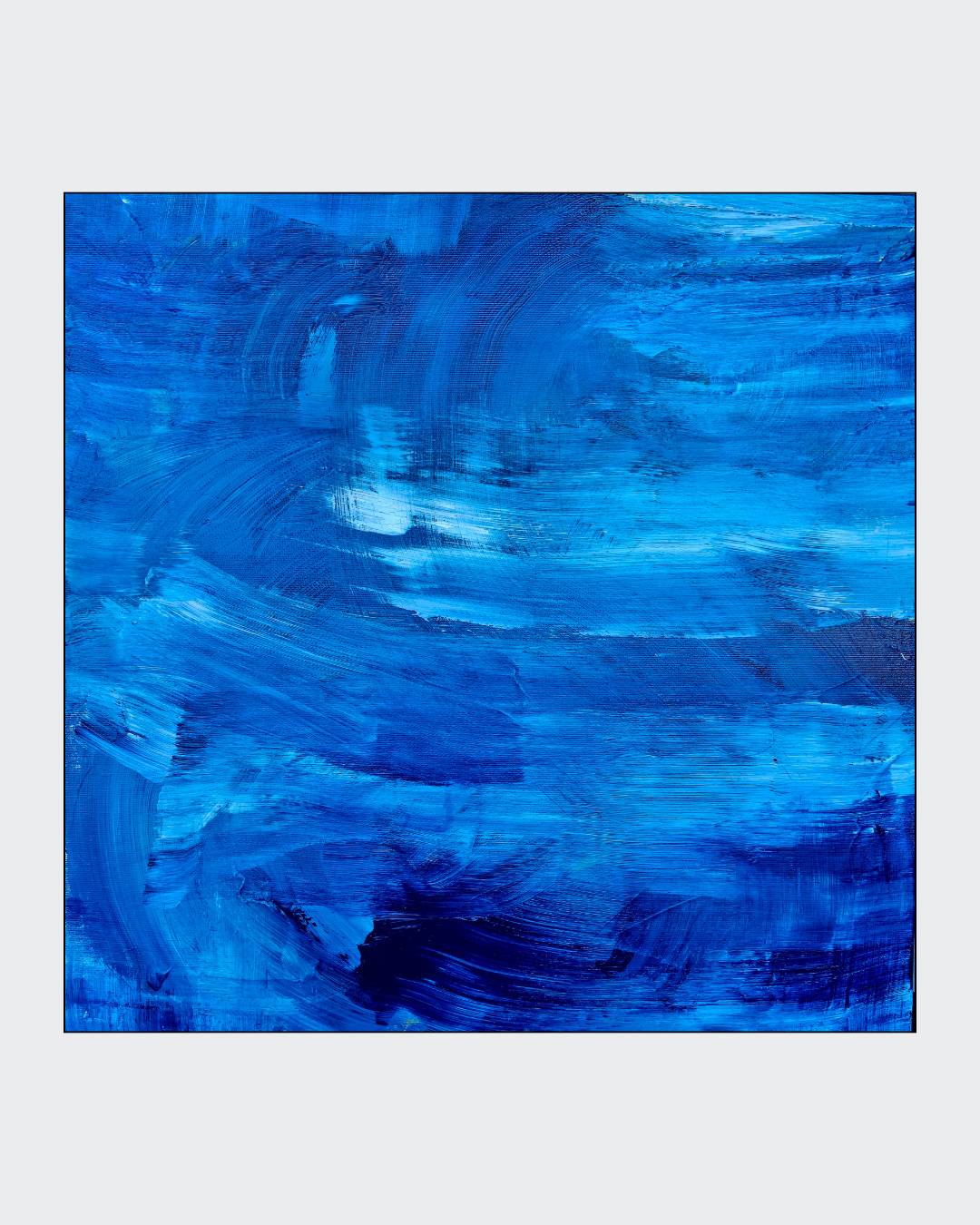Abstrakte Acrylmalerei „Beyond Blue“ von Gabriele Uher mit leuchtendem Türkis und Blau, schwarzen gestischen Linien, hellen Flächen und roten Akzenten.