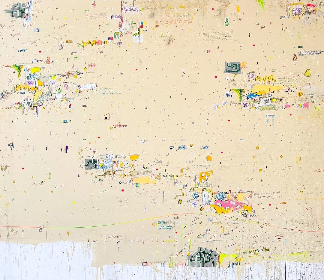 DOCUMENTA 1 von Jens Joneleit, Mixed‑Media‑Unikat auf Leinwand 185 × 230 cm; weiter, warm‑neutraler Grund mit verstreuten Mikronotationen, farbigen Mini‑Feldern, Linien und Drips; unterer Rand mit lasierendem Schleier | ARTSPACER