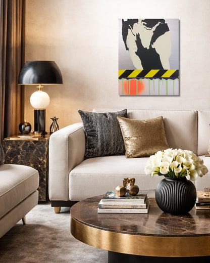 PTG 082714_c von Jens Joneleit, Mixed‑Media‑Unikat auf Leinwand 50 × 40 cm; silbrige Oberzone mit reliefiertem Schwarz/Elfenbein‑Formkörper; schwarz‑gelbes Signalband; darunter neon‑grüne Läufe und orangefarbener Halo | ARTSPACER