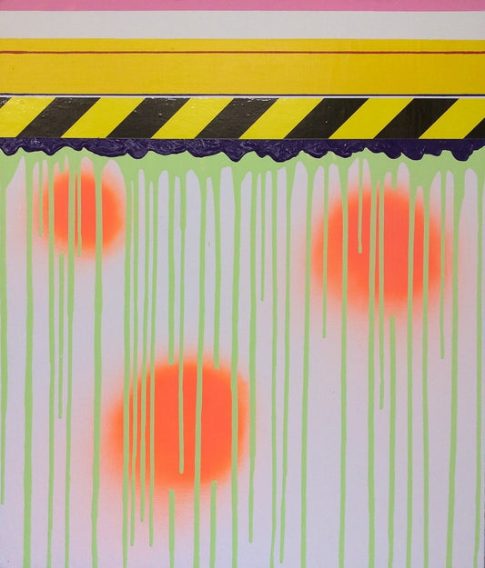 UNDONE 02 von Jens Joneleit, Mixed‑Media‑Unikat auf Leinwand 70 × 60 cm; pink‑gelber Balken, schwarz‑gelbes Signalband, reliefierte Kante, neon‑grüne Läufe, orange Halos | ARTSPACER