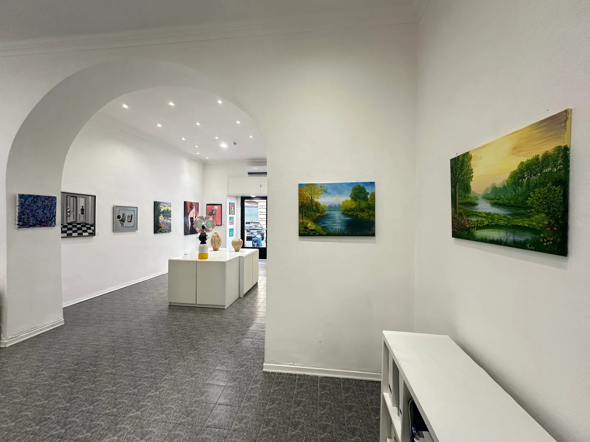 Ausstellungsimpressionen Lisa Tahar