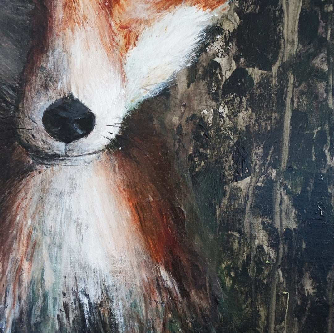 Acrylgemälde eines Fuchsporträts mit leuchtend blauen Augen vor dunklem, strukturiertem Hintergrund in Braun-, Schwarz- und Beigetönen, gerahmt in einem schwarzen Schattenfugenrahmen.