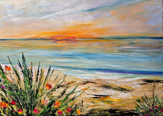Abstraktes Ölgemälde "Am Abend" von Petra Erengil, 50x70 cm. Abendliche Küstenlandschaft mit orange-gelbem Himmel, ruhigem Meer und Strandgras. Florale abstrakte Malerei. ARTSPACER