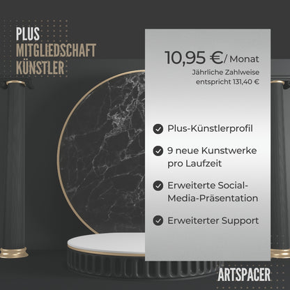 Das Bild bewirbt die Künstler Plus-Mitgliedschaft bei ARTSPACER.  Es sind die Vorteile der Mitgliedschaft im Detail aufgelistet: Anzahl der neuen Kunstwerke pro Jahr, erhöhte Sichtbarkeit in sozialen Medien und Unterstützung der Künstlerpersönlichkeit. 