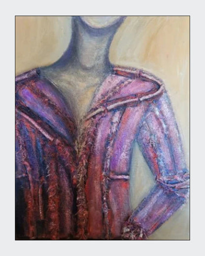 Expressive Fashion Art „Anziehend“ von Rovena Roveli D’Arco mit einer Jackenform aus Acryl, Textil und Pelz in Violett, Pink, Blau und Rot.