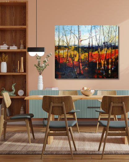 Acrylgemälde Energy of the Forest. Baumstämme vor einem abstrakten Hintergrund in intensivem Rot, Gelb und Blau. Herbstliche, kraftvolle Waldszene.