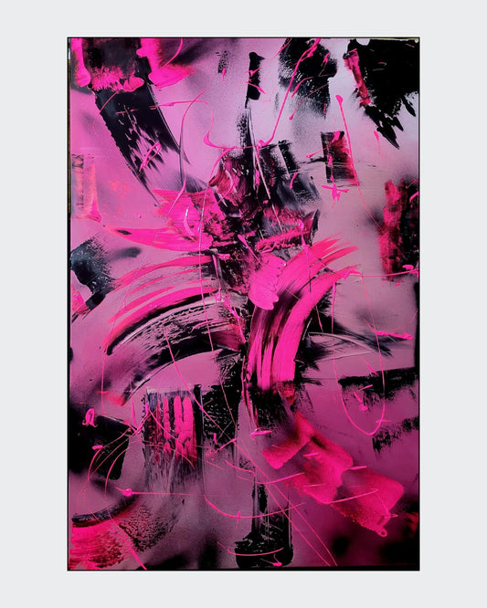 Großformatiges, vertikales abstraktes Acrylgemälde "Pink fight" von Sandra Conrad, das von expressiven, kämpferischen Pinselstrichen in leuchtendem, fluoriszierendem Pink und Schwarz dominiert wird.