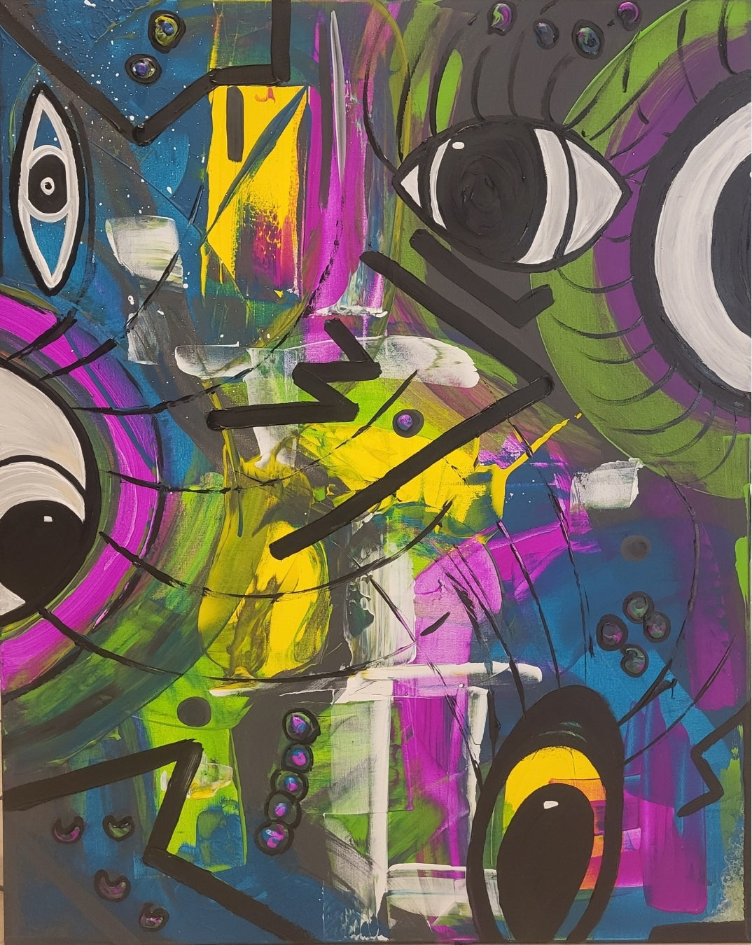 Expressiv-figurative Acrylmalerei „Vibrant Rhythm“ von Sandra Conrad mit fragmentierten Gesichtern und markanten Augen in Pink, Grün, Gelb, Blau und Violett.