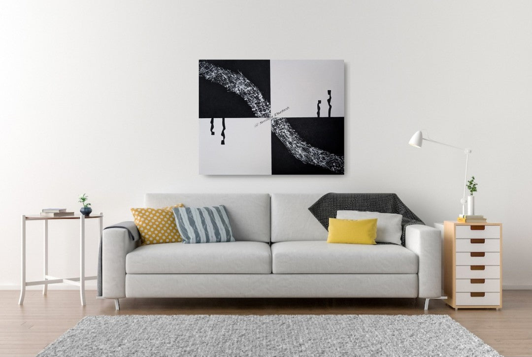 Schwarz‑weißes Acrylgemälde (80×100 cm) mit vier Feldern: diagonaler, weiß gespritzter „Faden“ von links oben nach rechts unten; links hängende schwarze Bänder, rechts zwei abstrahierte Figuren.
