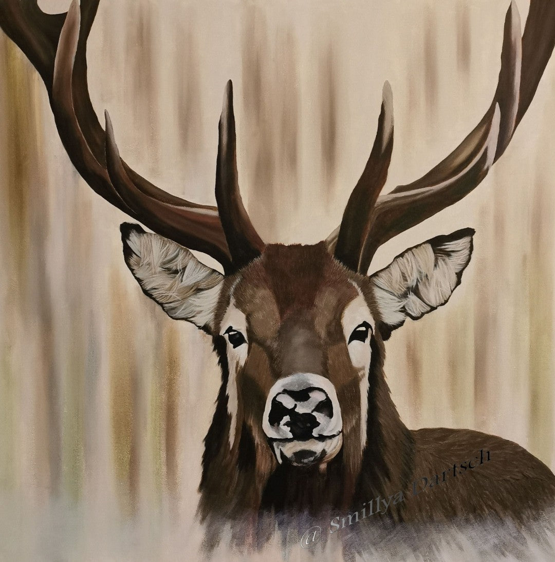 Quadratisches Acrylgemälde (80×80 cm): frontales Hirsch‑Portrait mit ausladendem Geweih vor weichem, vertikal verlaufendem Beige‑/Braun‑Hintergrund; ruhige, klare Anmutung.