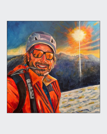Expressive Acrylmalerei „Gipfelstürmer“ von Susann Versteegen mit einer Bergsteigerfigur vor abstrakter Gebirgslandschaft in Blau, Türkis, Grau, Orange und Rot.