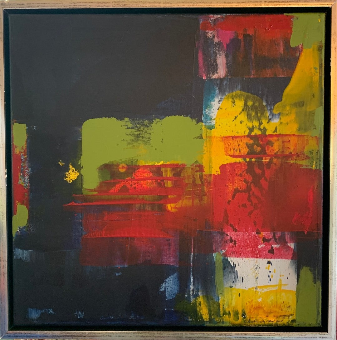 Abstraktes Acrylgemälde „Abstract World 5“ mit intensiven Rot-, Gelb-, Grün- und Dunkelblautönen, strukturreich geschichtet im silbernen Schattenfugenrahmen.