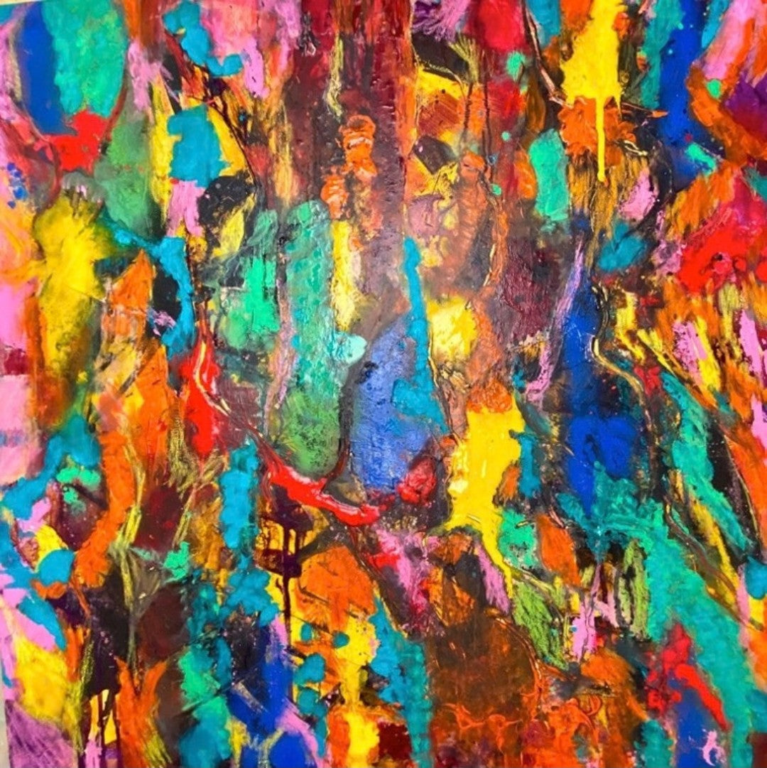 Abstrakte Acrylmalerei „Farben an die Macht“ von Tamara Polacek mit leuchtenden Farben, freien Farbverläufen und dynamischen Bewegungsspuren.