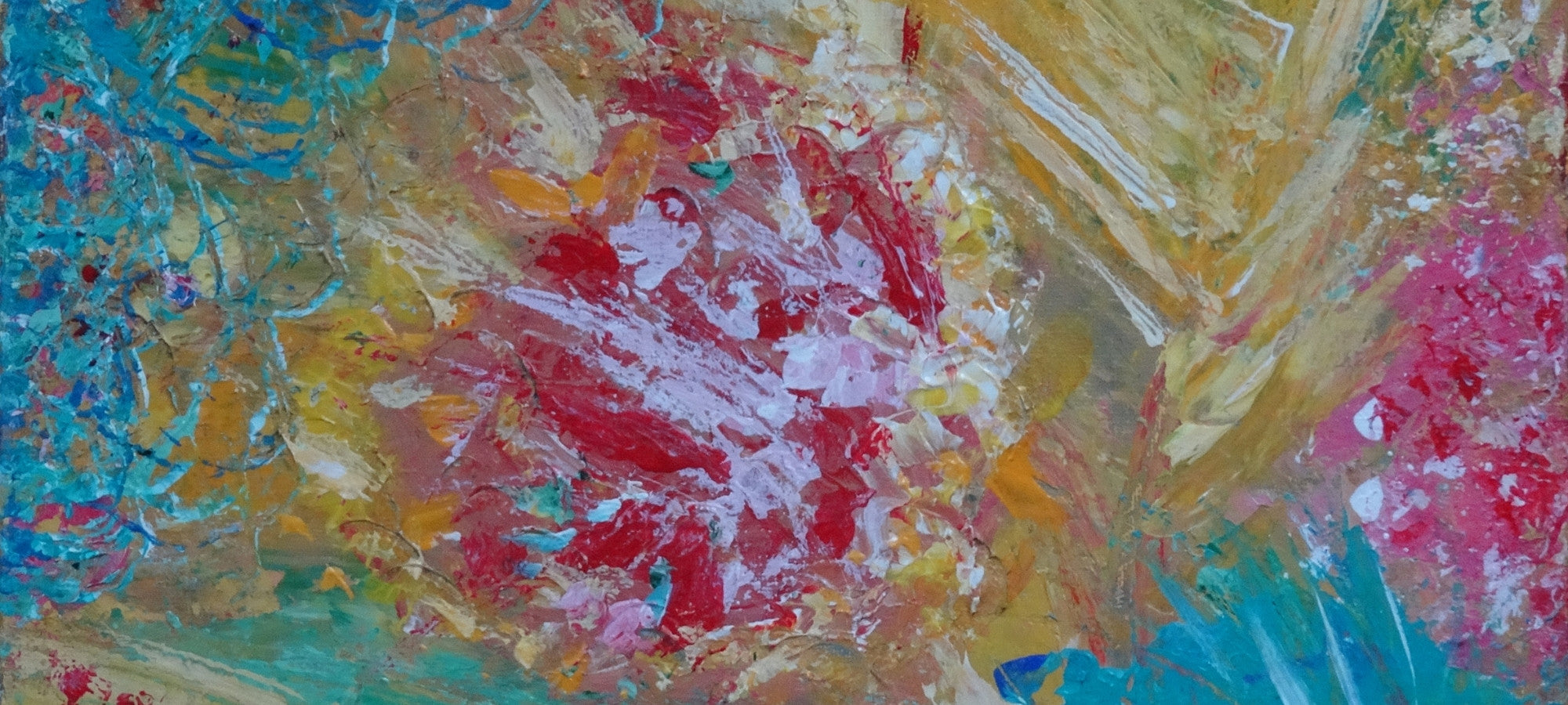 Farbenintensives abstraktes Gemälde mit lebendigen Strukturflächen, dynamischen Pinselbewegungen und kräftigen Rot‑, Blau‑ und Gelbtönen, die eine energiegeladene, moderne Komposition entstehen lassen.